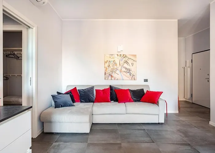 Luca-central Luxury *