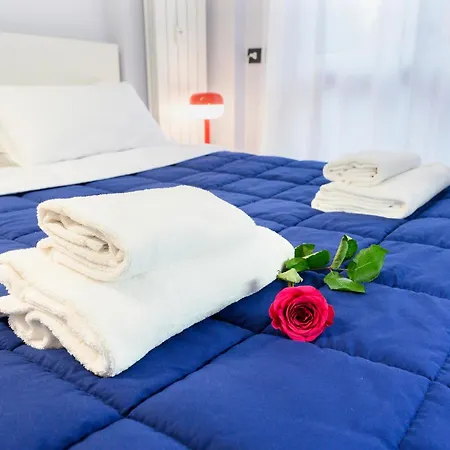 Luca-central Luxury *